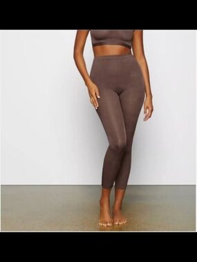 NWT SKIMS Sheer Sculpt Low Back Legging Cocoa Brown Size XXS Style# SH-LEG-2256